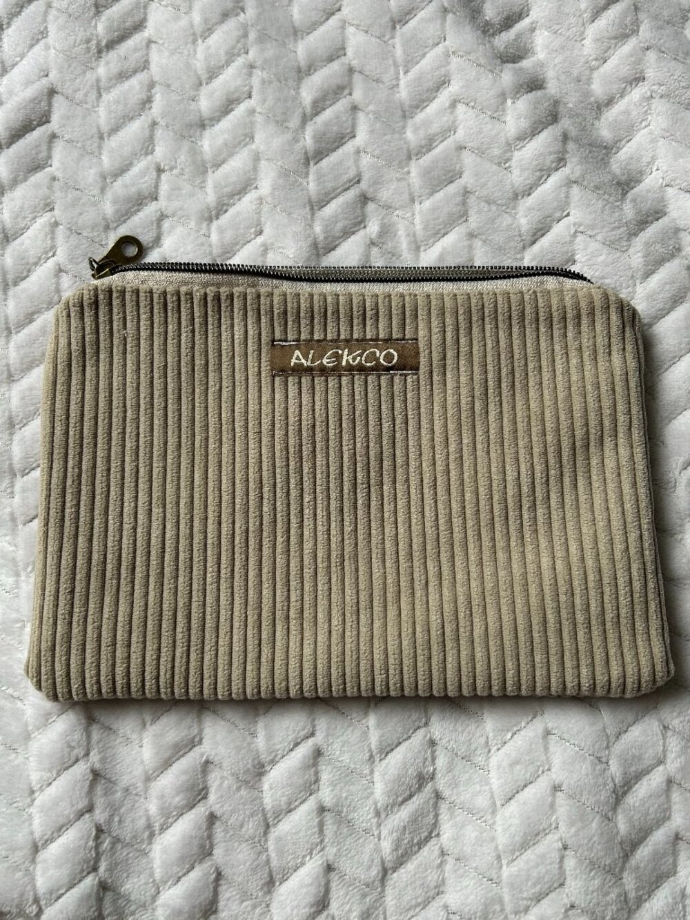 Pochette Couleur sable cotele/ Alekco